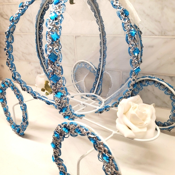Cinderella Carriage Wire Decoration Party White LAST ONE AVAILABLE - Picture 5 of 8